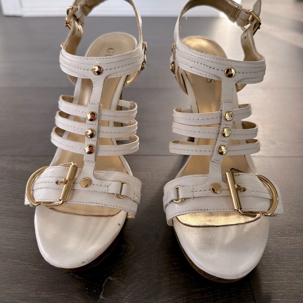 Say hello to your new best friend 👠